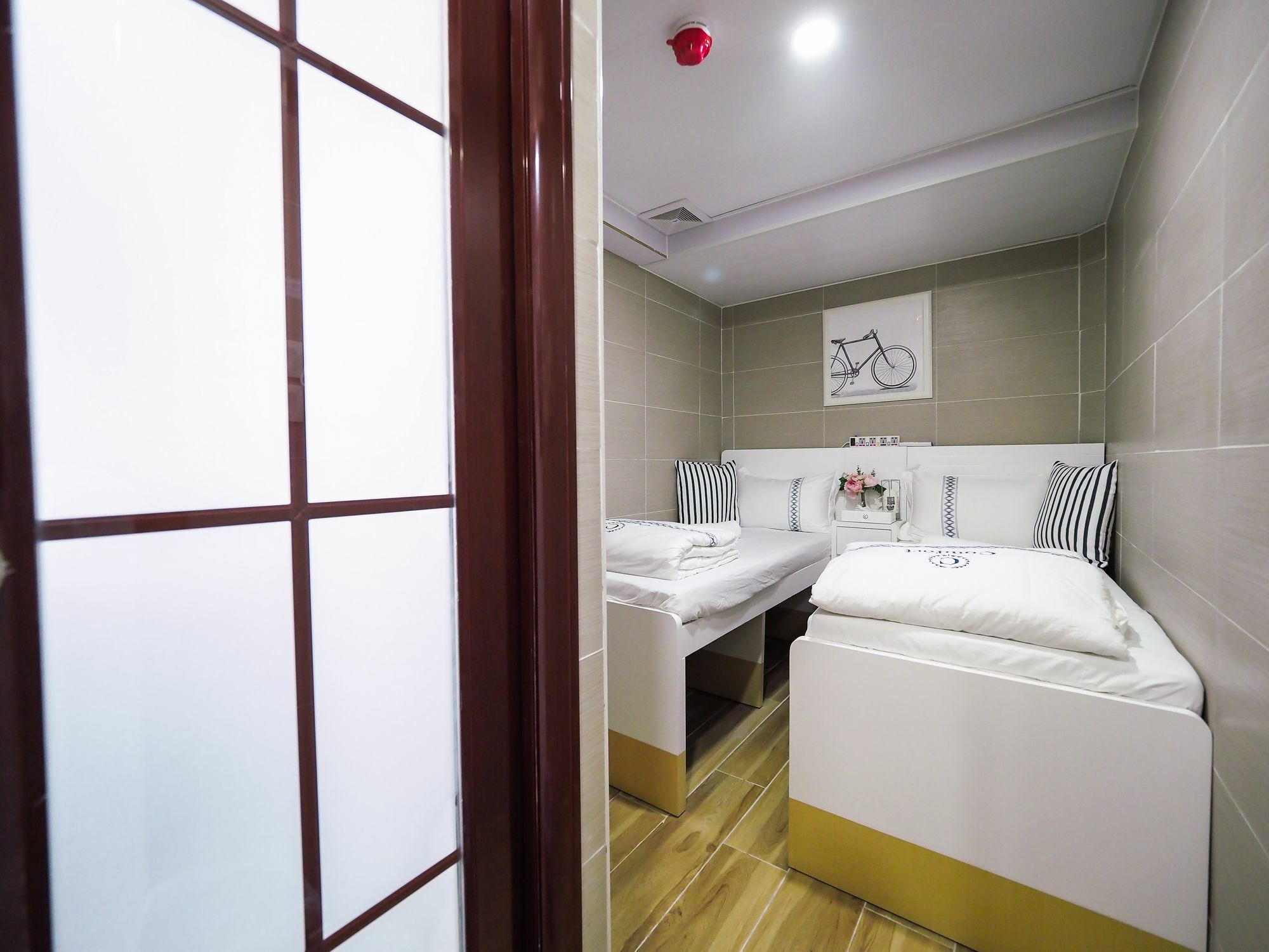 Hk International Hostel Tsim Sha Tsui  Екстер'єр фото